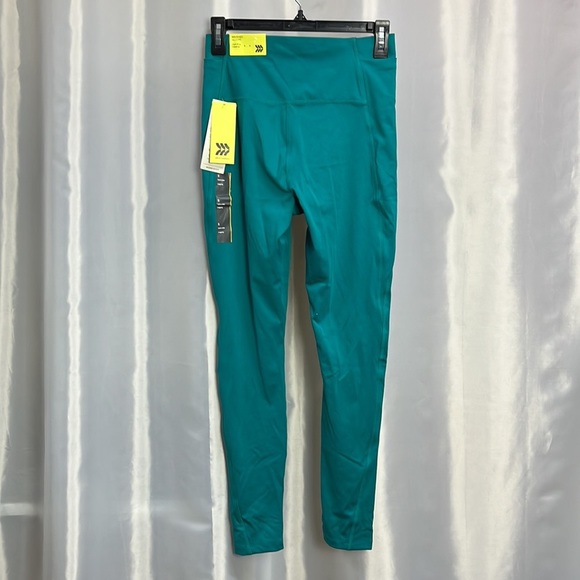 All in motion, high-rise leggings. 1297 - Picture 3 of 10